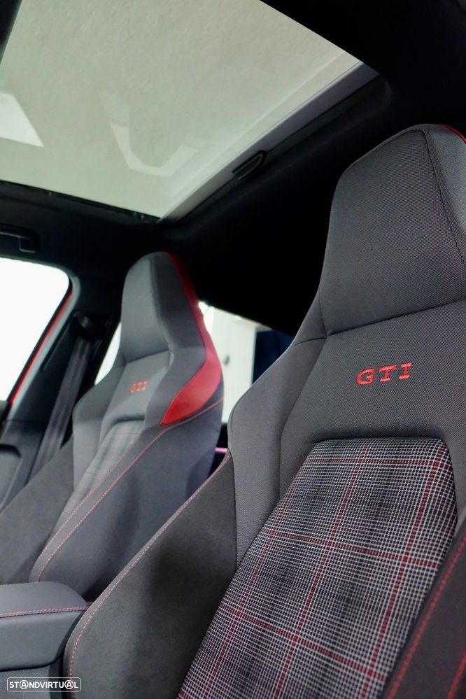 VW Golf 2.0 TSI GTI DSG - 14