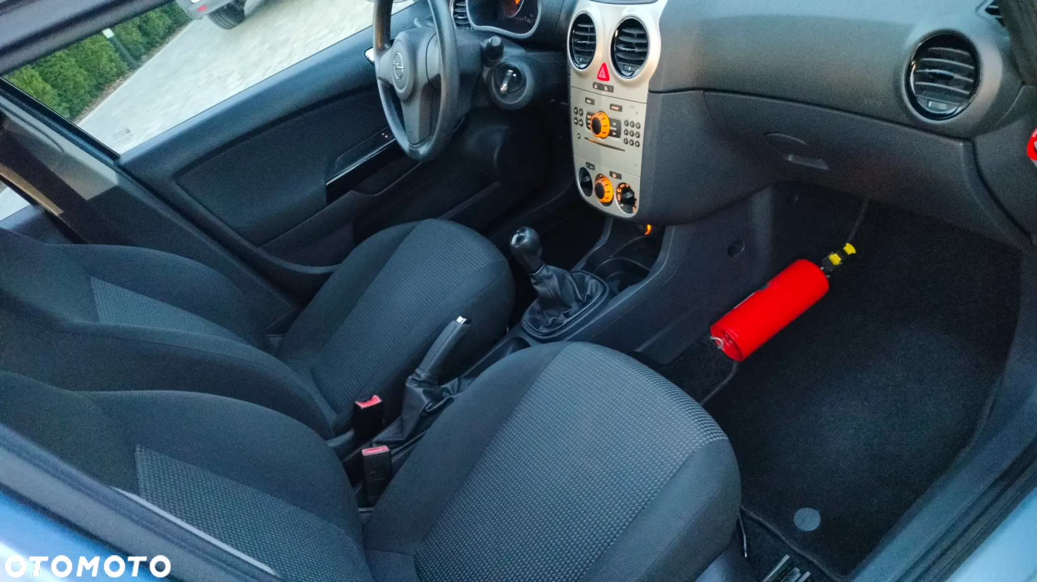 Opel Corsa 1.2 16V - 19