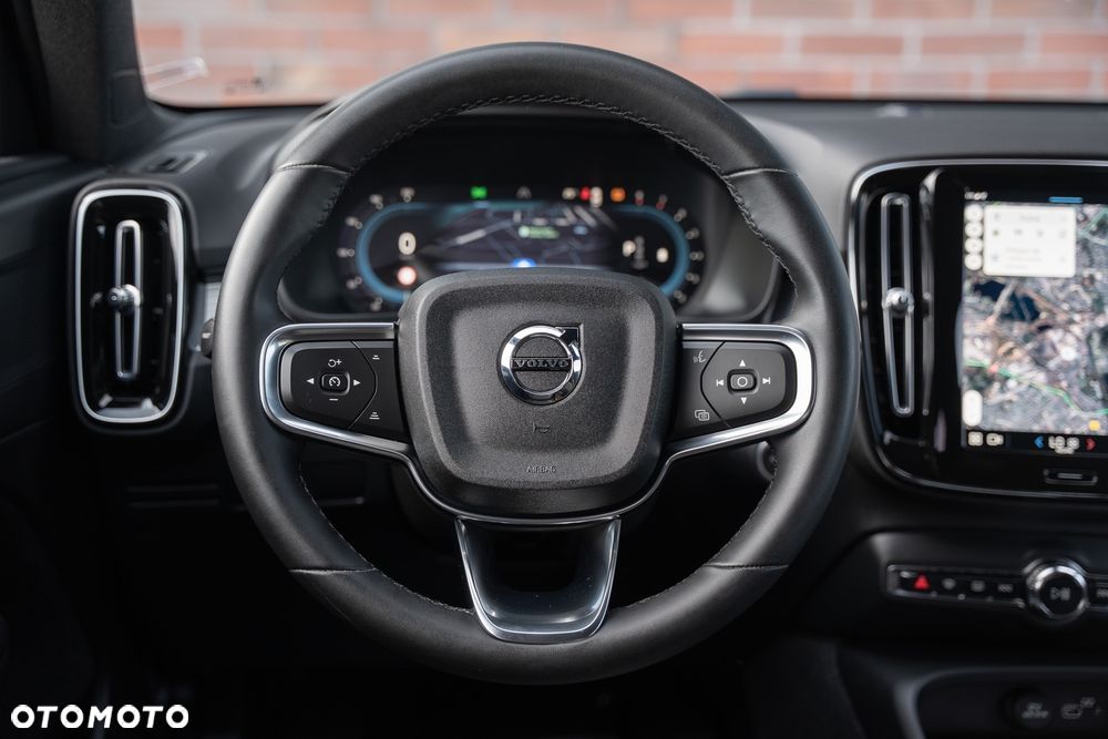 Volvo XC 40 B3 Plus Bright - 28