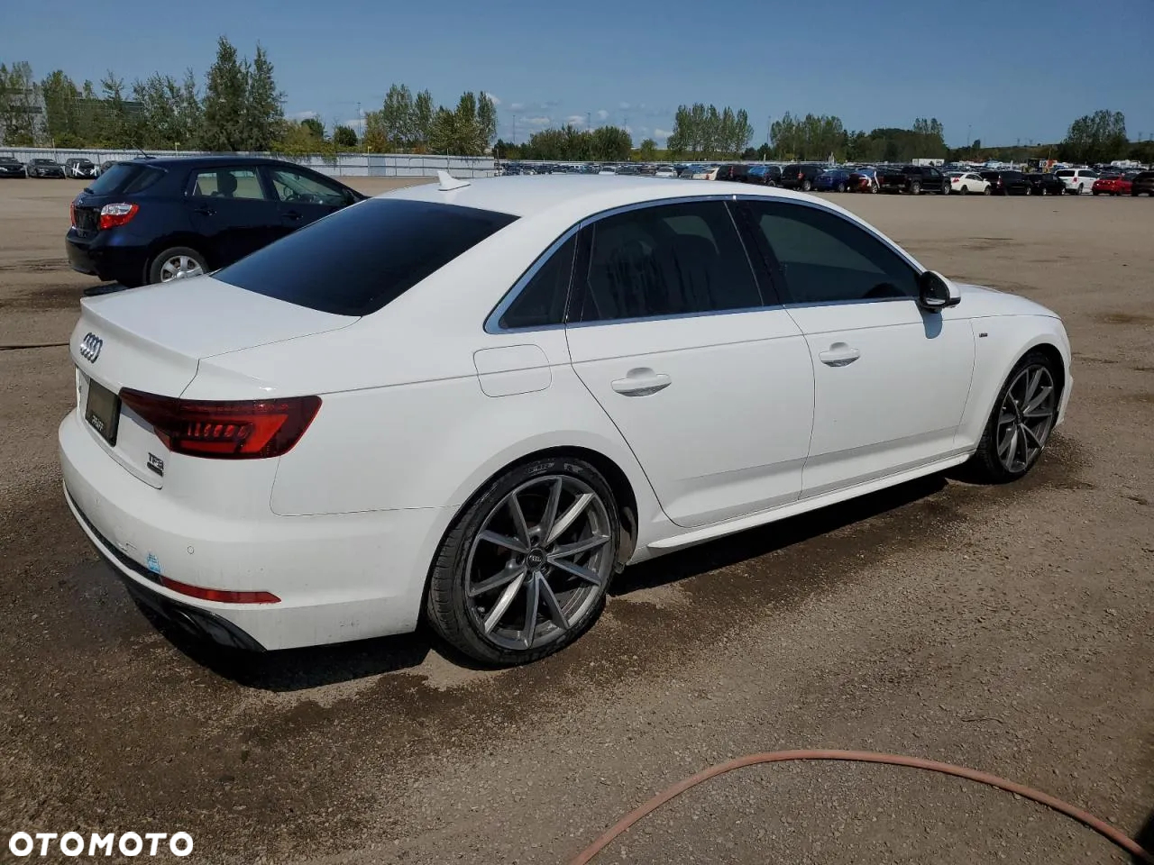 Audi A4 2.0 TFSI S tronic design - 4