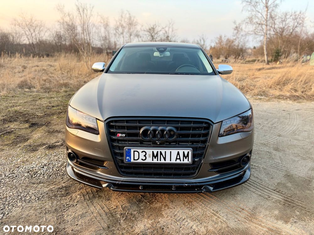 Audi S8 - 17