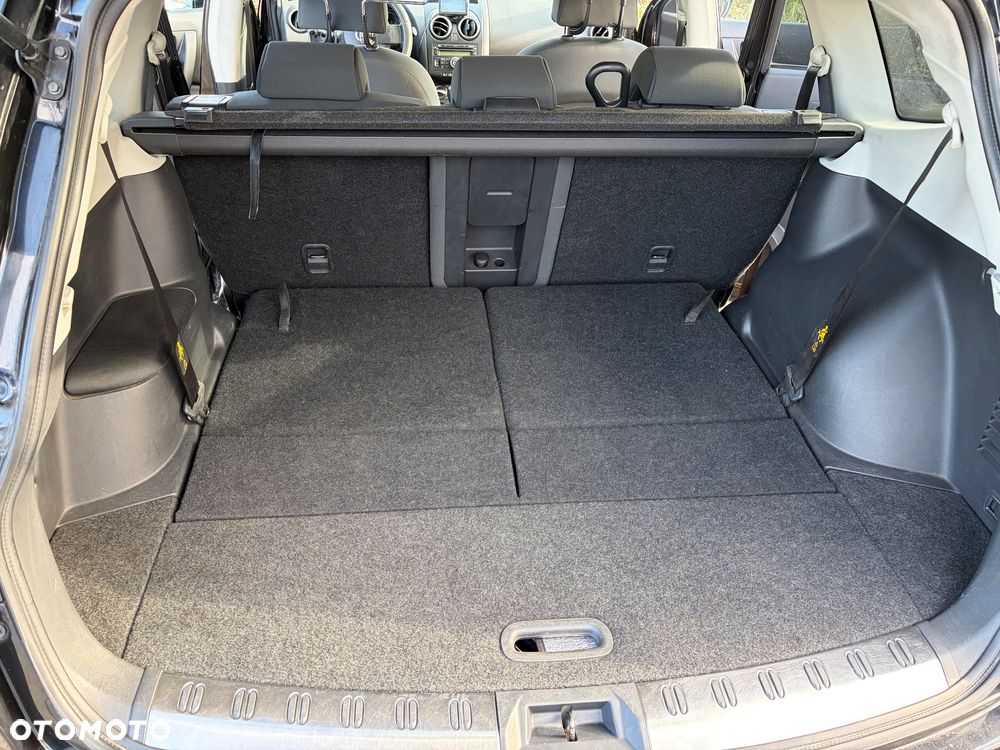 Nissan Qashqai+2 - 25