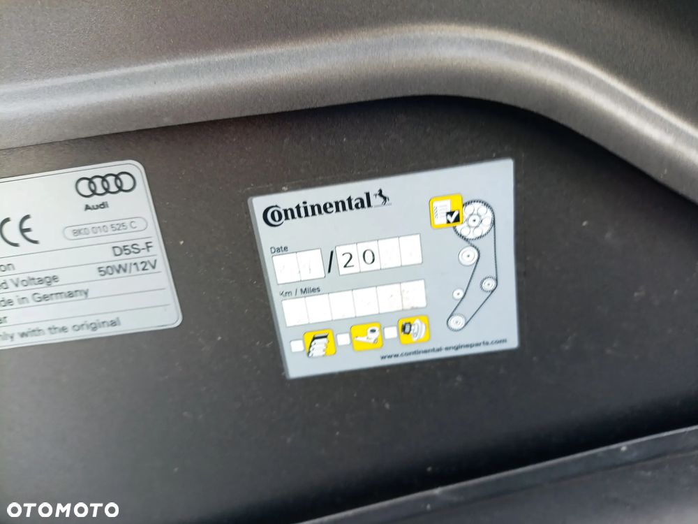 Audi A6 Avant 2.0 TDI Ultra DPF S tronic - 25
