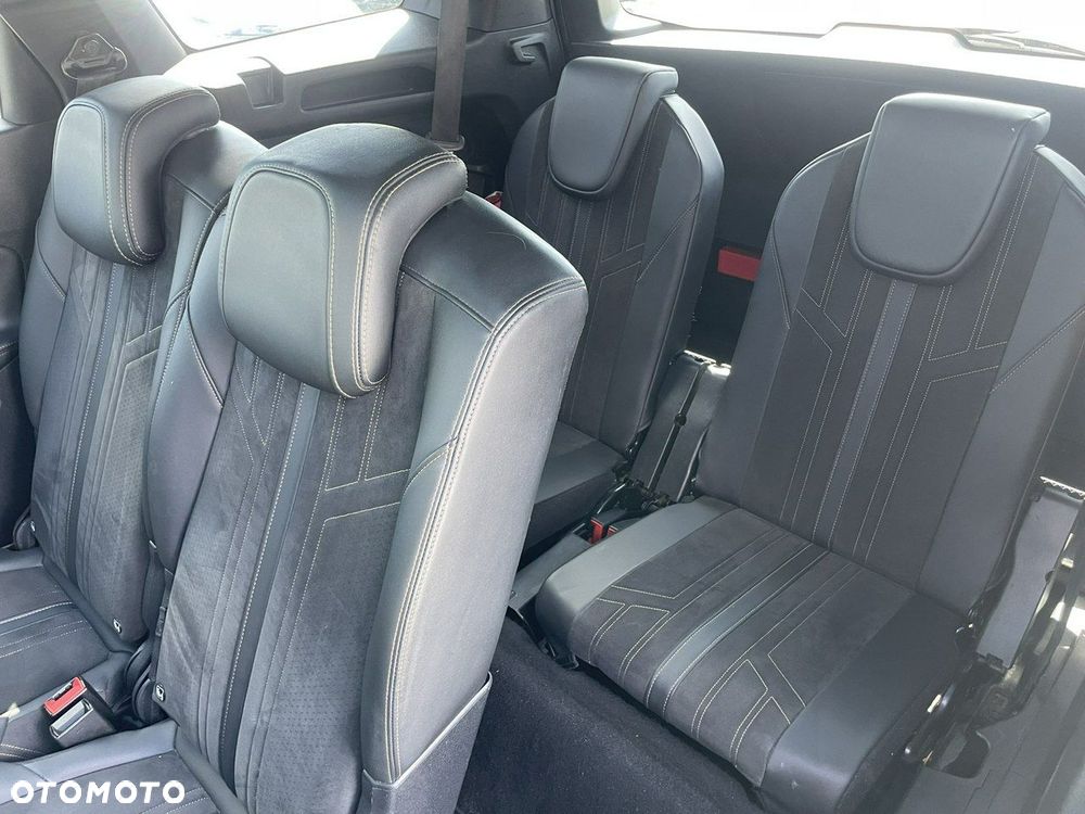 Peugeot 5008 - 35