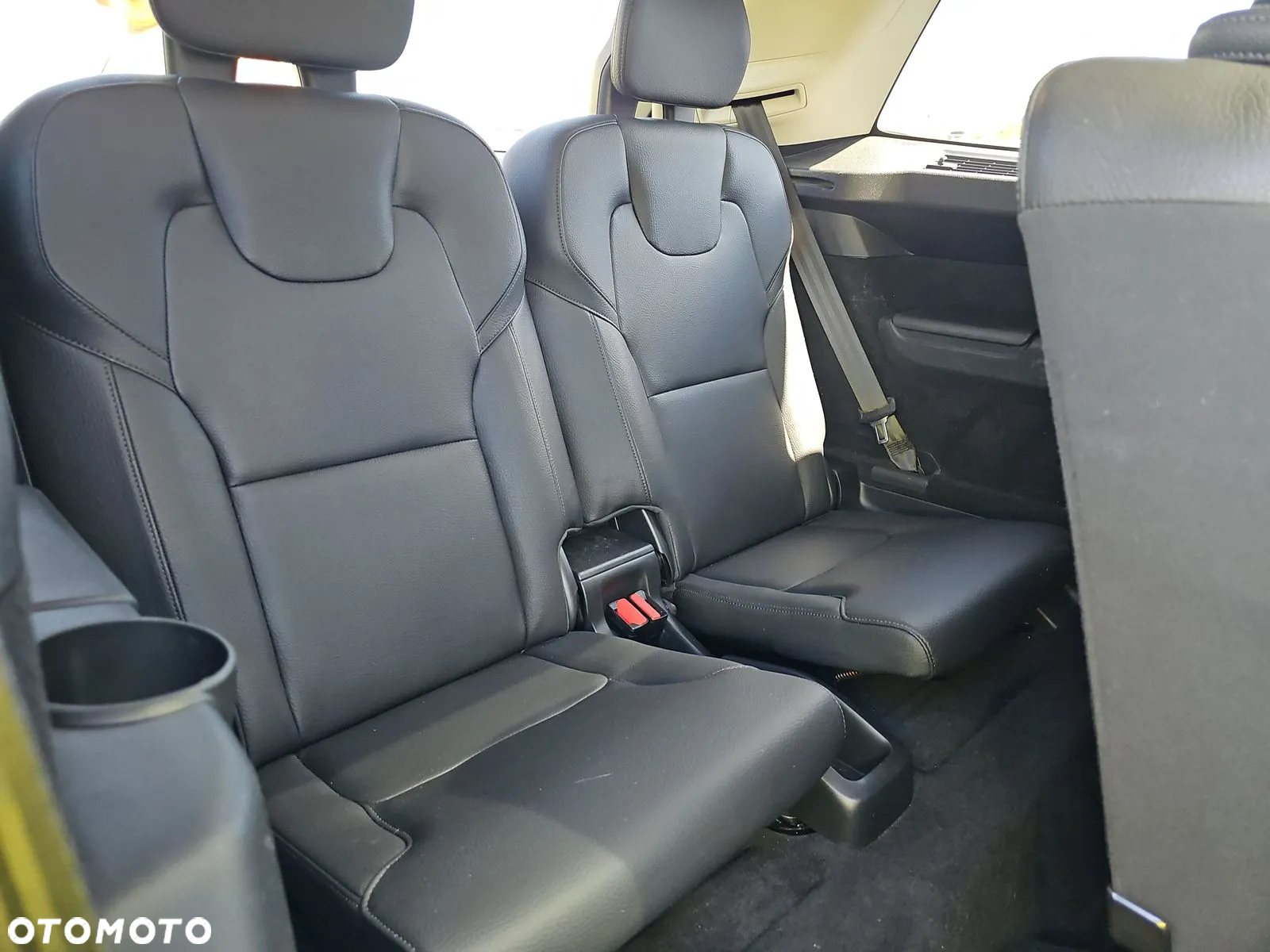 Volvo XC 90 T6 AWD Momentum 7os - 24