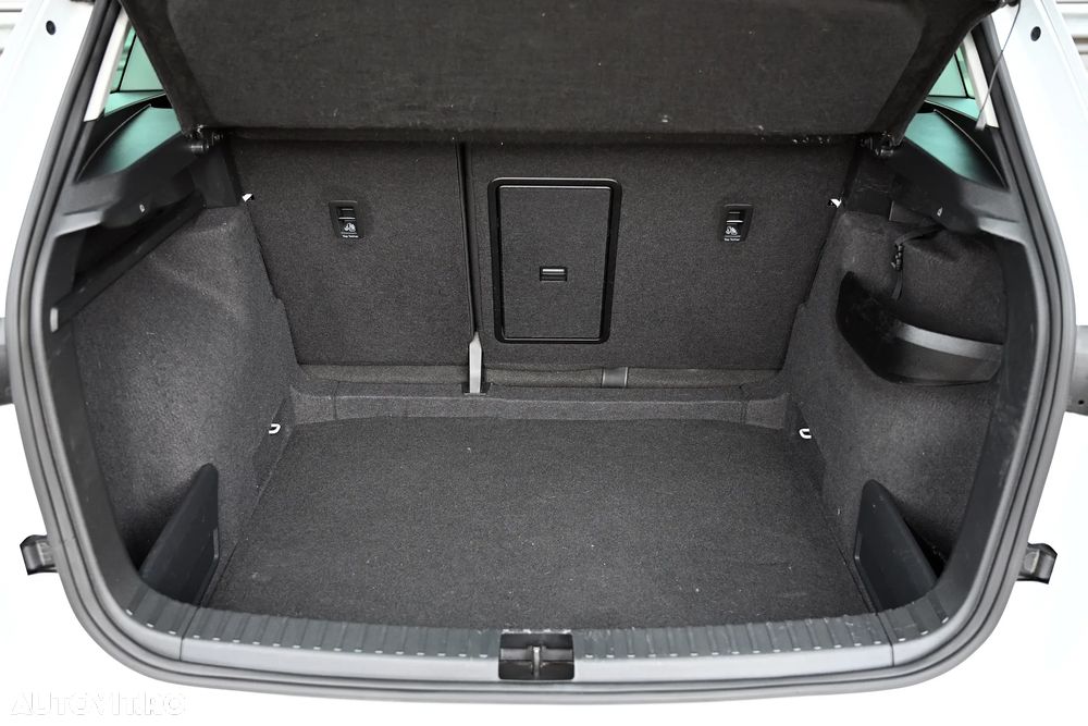 Skoda Karoq 1.5 TSI ACT DSG Tour - 16