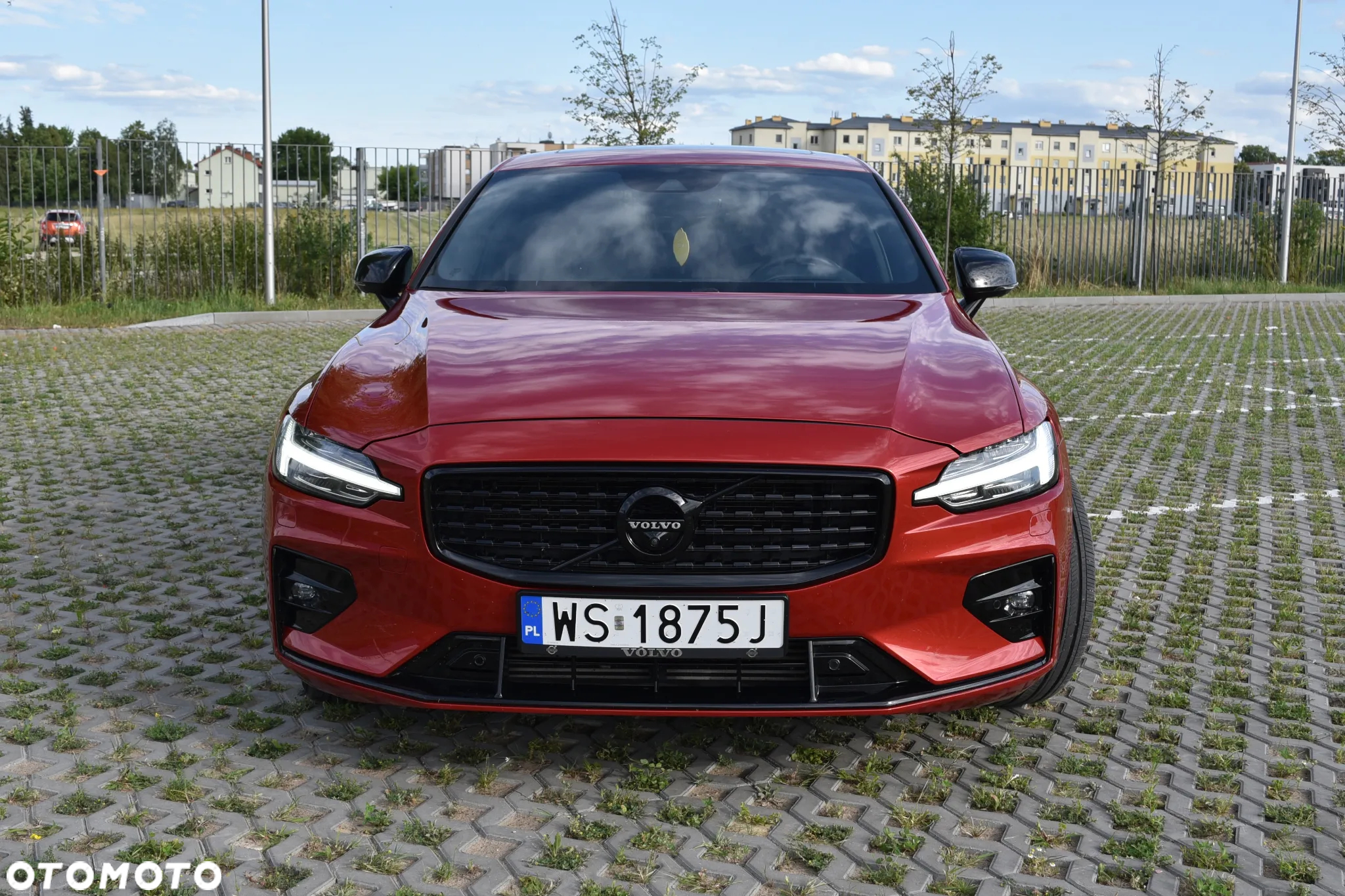 Volvo S60 T5 R-Design - 12