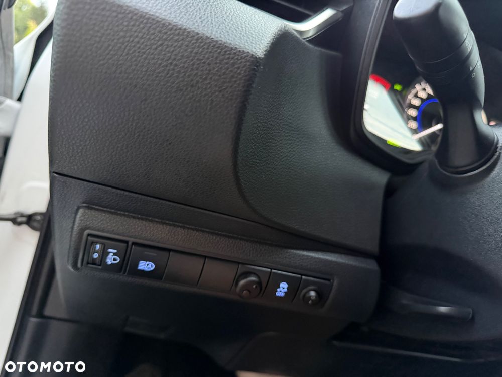 Toyota Corolla 1.8 Hybrid Comfort - 17