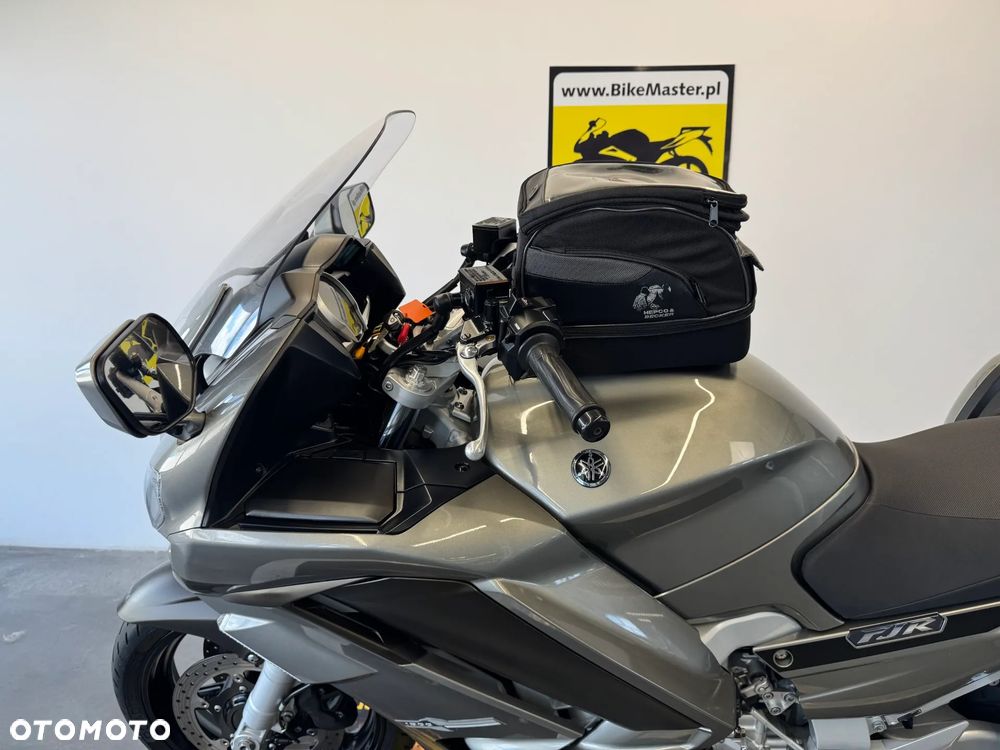 Yamaha FJR - 20
