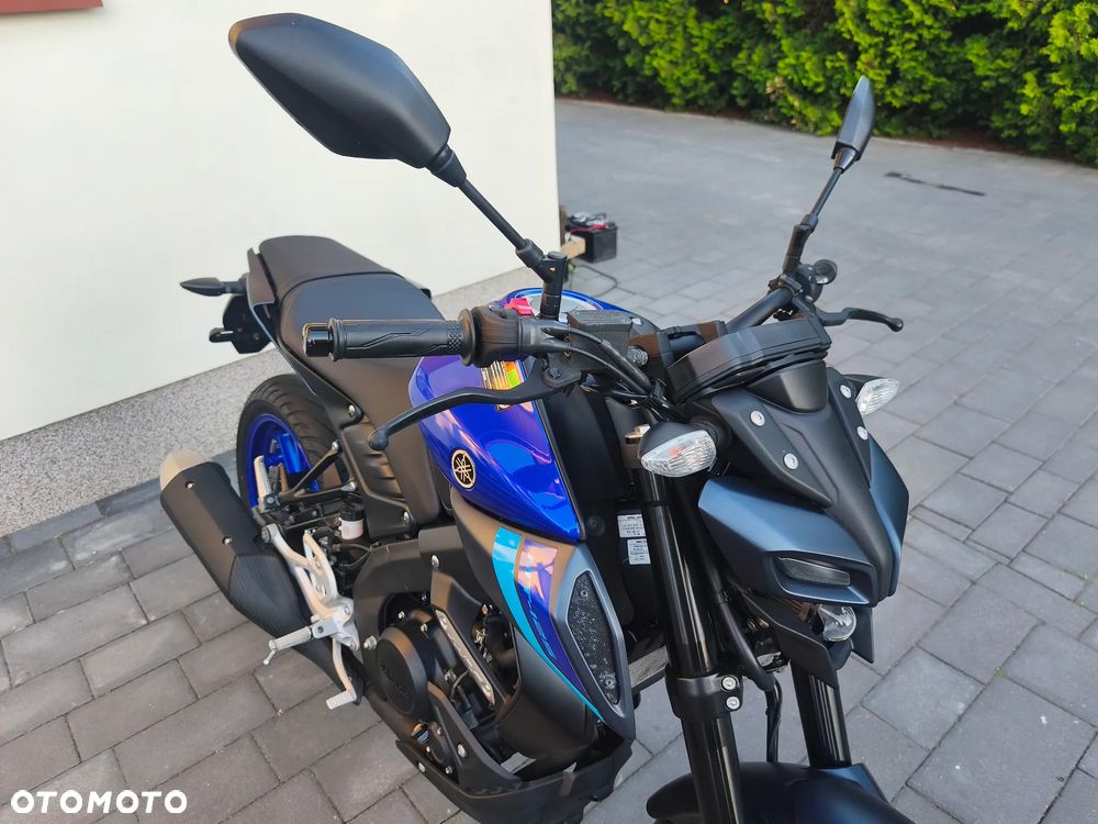 Yamaha MT - 9