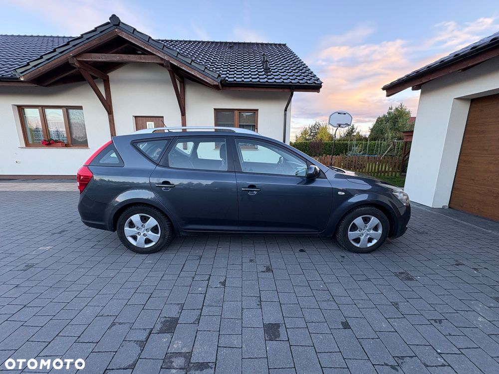 Kia Ceed 1.4 CVVT SW LX - 5