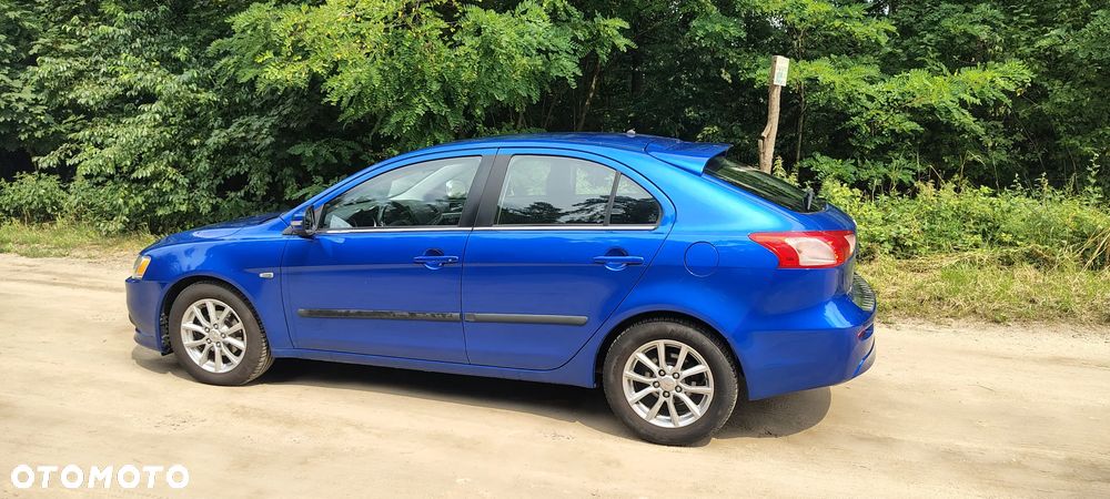 Mitsubishi Lancer 1.6 Invite - 7