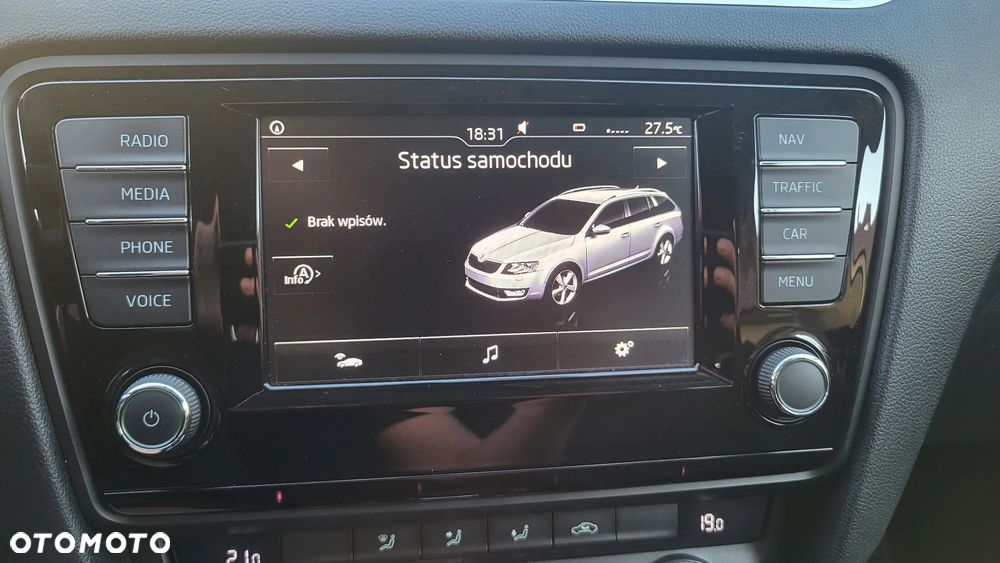 Skoda Octavia 2.0 TDI Edition DSG - 13