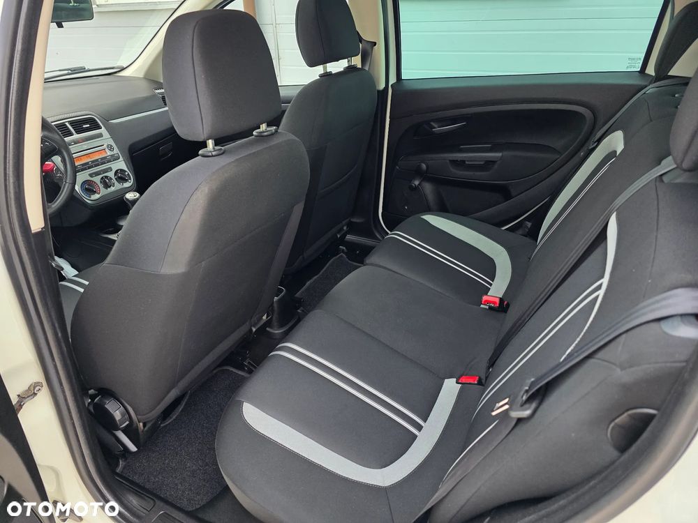 Fiat Grande Punto 1.4 8V Emotion - 21