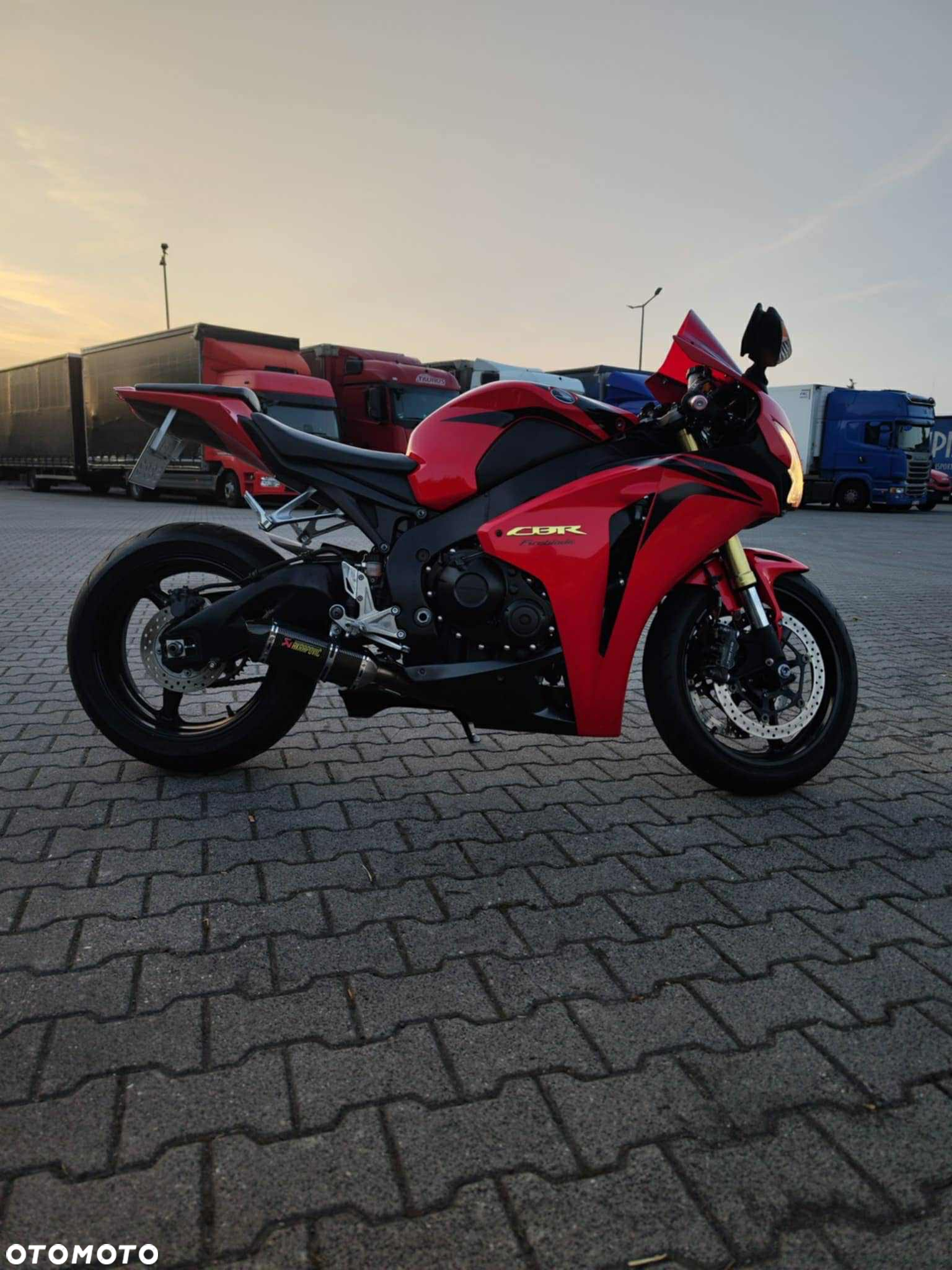 Honda CBR - 5