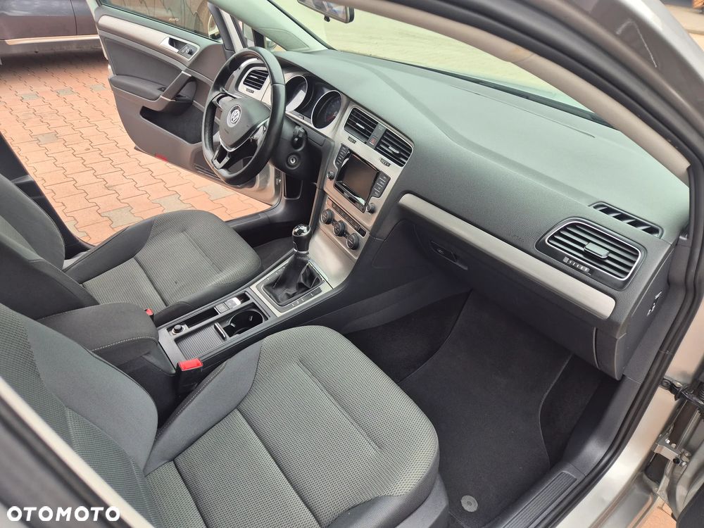Volkswagen Golf 1.2 TSI BlueMotion Technology Cup - 12