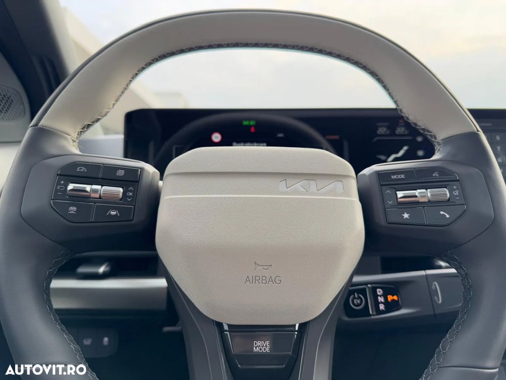 Kia EV3 81.4 kWh 4x2 AT GT Line - 27