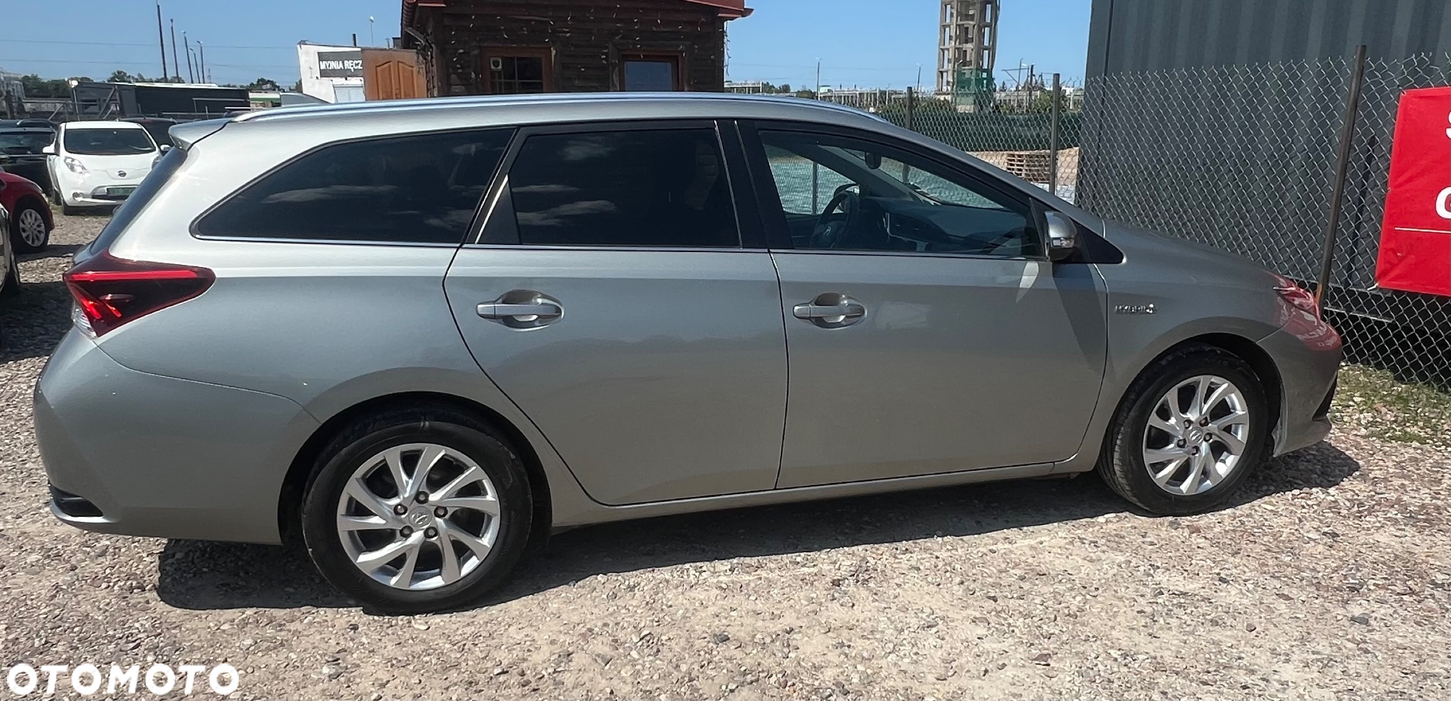 Toyota Auris 1.8 VVT-i Hybrid Automatik Touring Sports Cool - 3