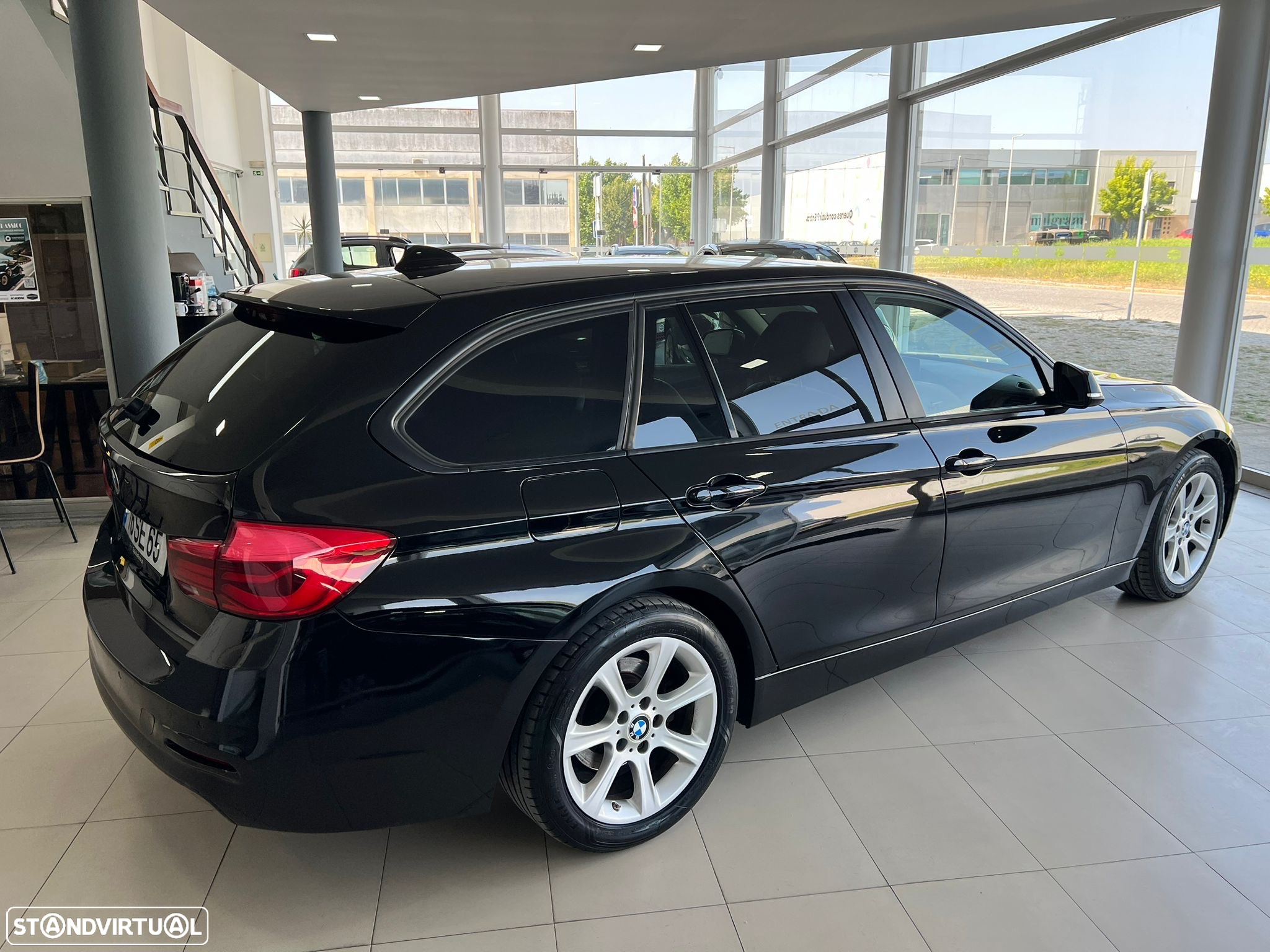 BMW 318 d Touring Advantage Auto - 17