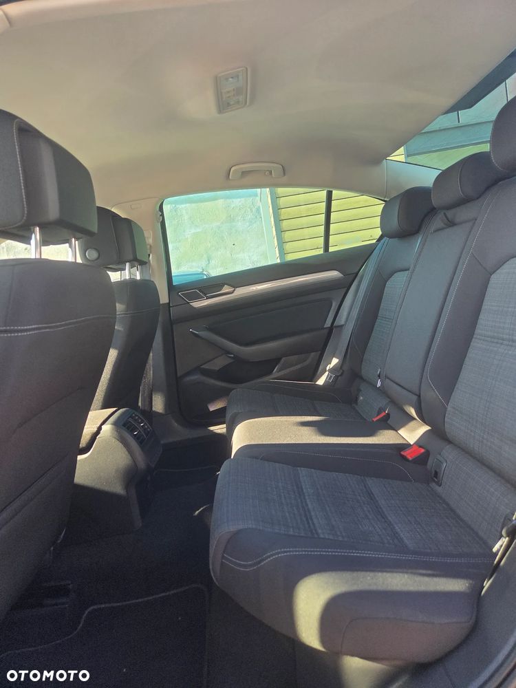 Volkswagen Passat 1.5 TSI EVO Business DSG - 16
