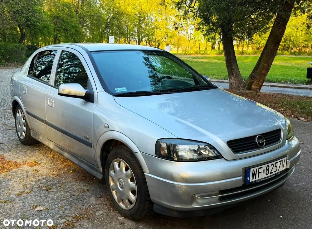 Opel Astra - 14
