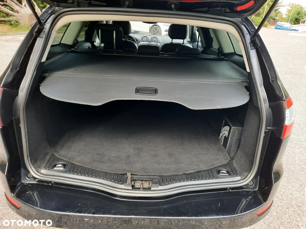 Ford Mondeo 2.0 TDCi Titanium X - 24