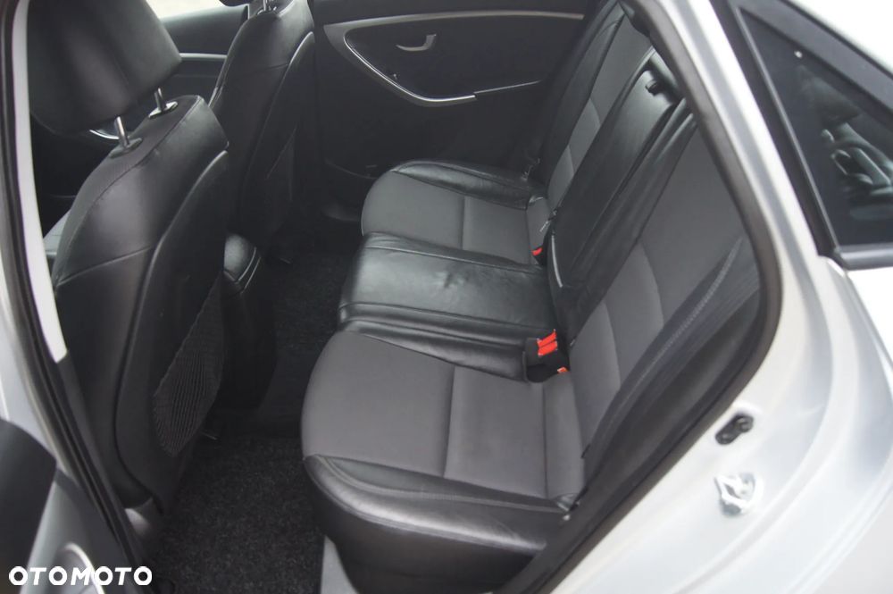 Hyundai i30 1.4 Premium - 18