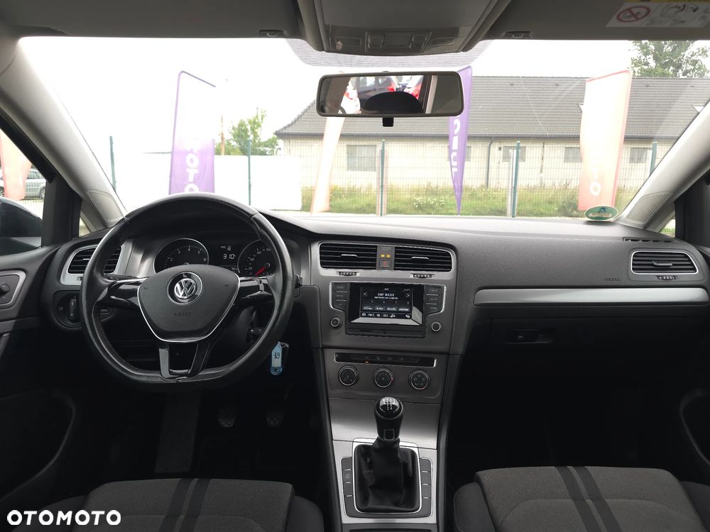 Volkswagen Golf 1.2 TSI BMT Trendline - 31
