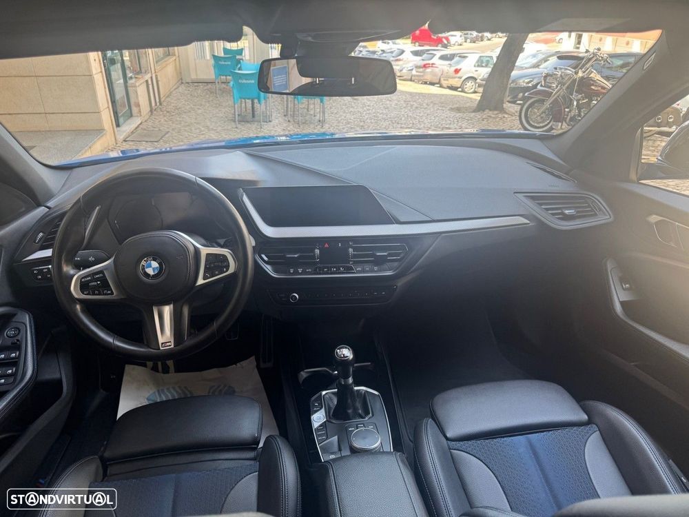 BMW 116 d Pack Desportivo M - 7