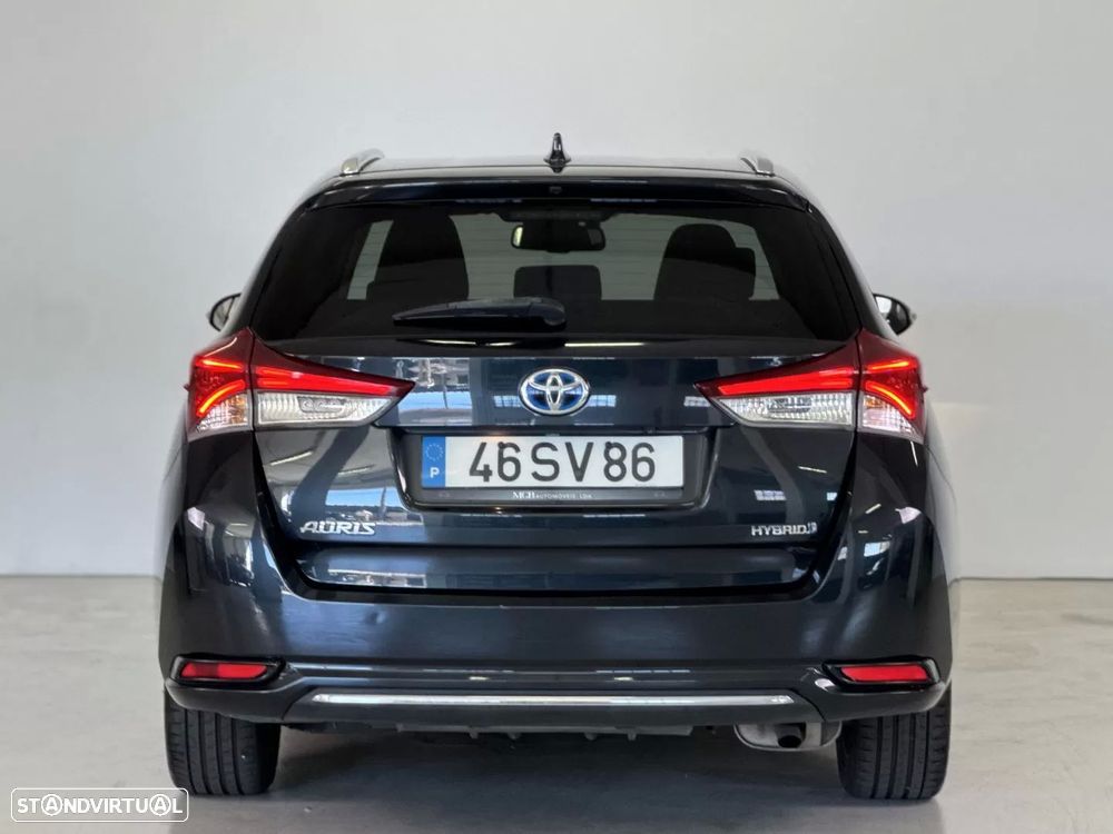 Toyota Auris Touring Sports 1.8 HSD Comfort +P.Techno+P.Sport - 19