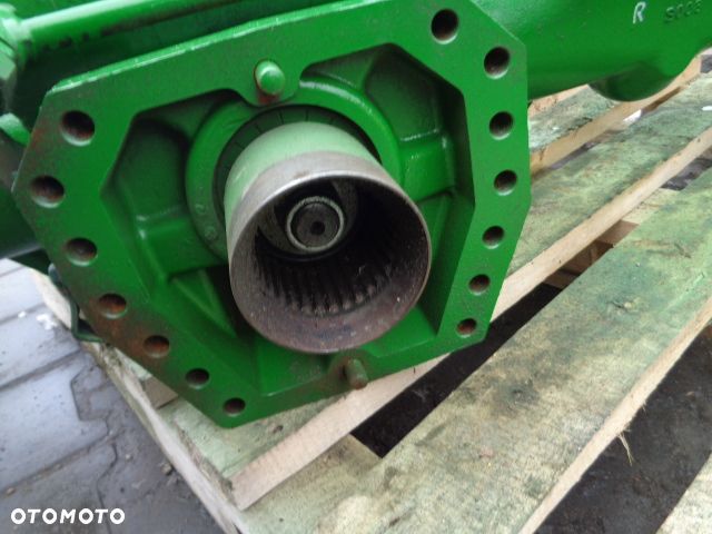 Most układ planetarny mechanizm różnicowy John Deere 6250R - 2