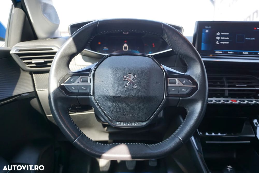 Peugeot 208 PureTech 100 Allure - 13