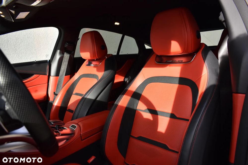 Mercedes-Benz AMG GT 43 4Matic+ Coupe 4D Speedshift TCT 9G - 13