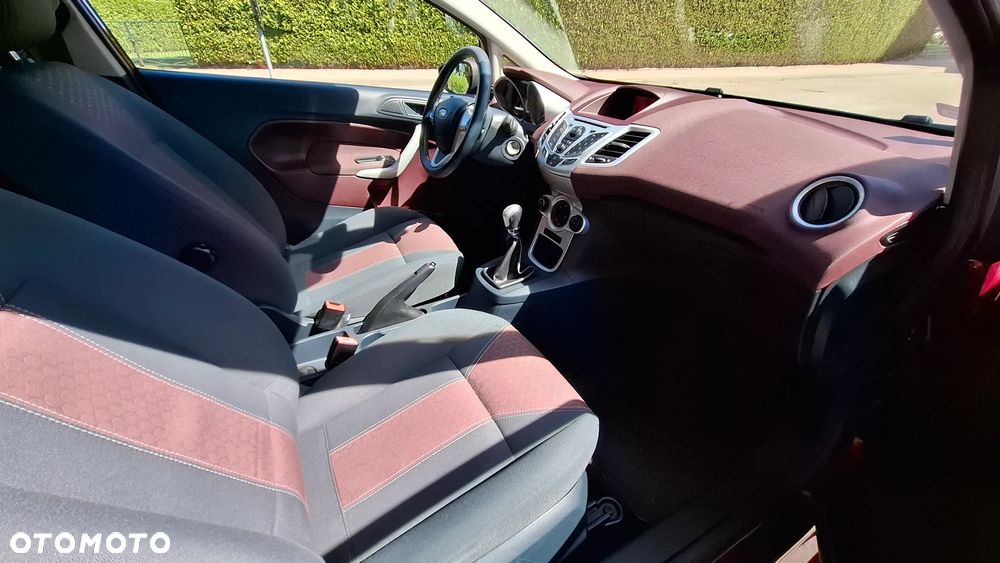 Ford Fiesta 1.4 Titanium - 35