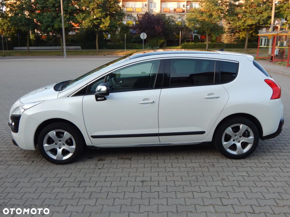 Peugeot 3008 HDi 115 Allure - 4