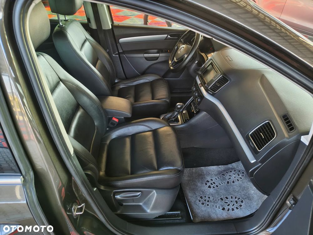 Volkswagen Sharan 2.0 TDI BMT 4Mot Highline DSG - 35