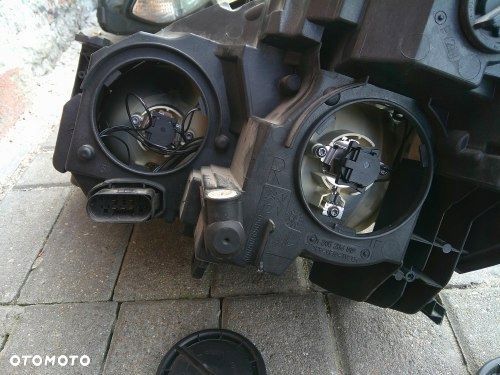 MERCEDES B KLASA W246 11-14 PRAWA PRZEDNIA LAMPA ORYGINAŁ W2468200261 - 9