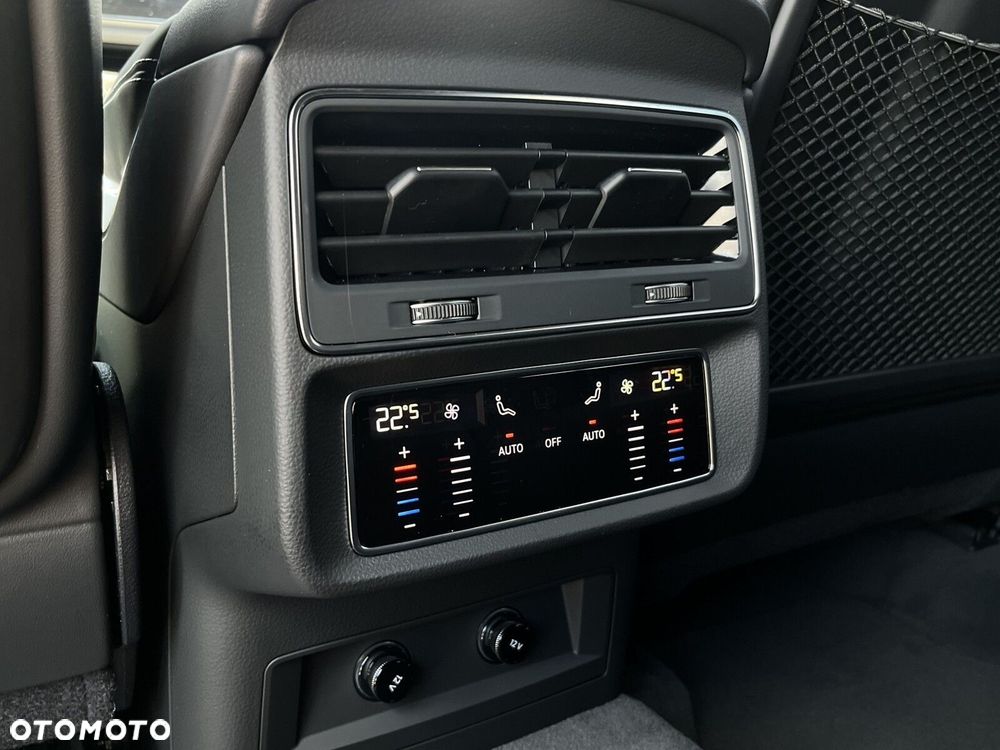 Audi Q8 - 19