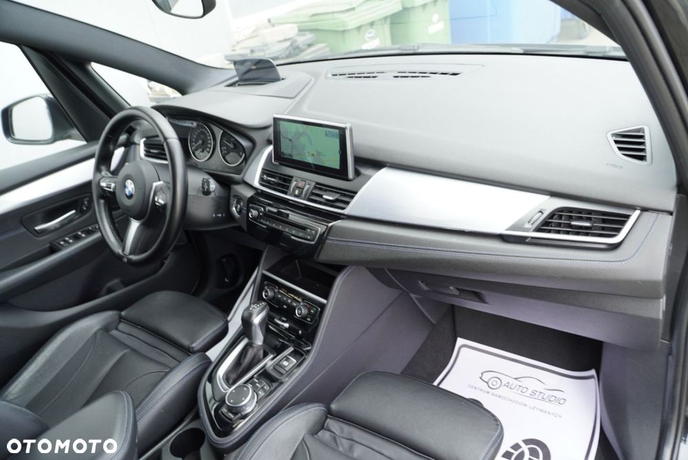 BMW Seria 2 218d Sport-Aut M Sport - 9