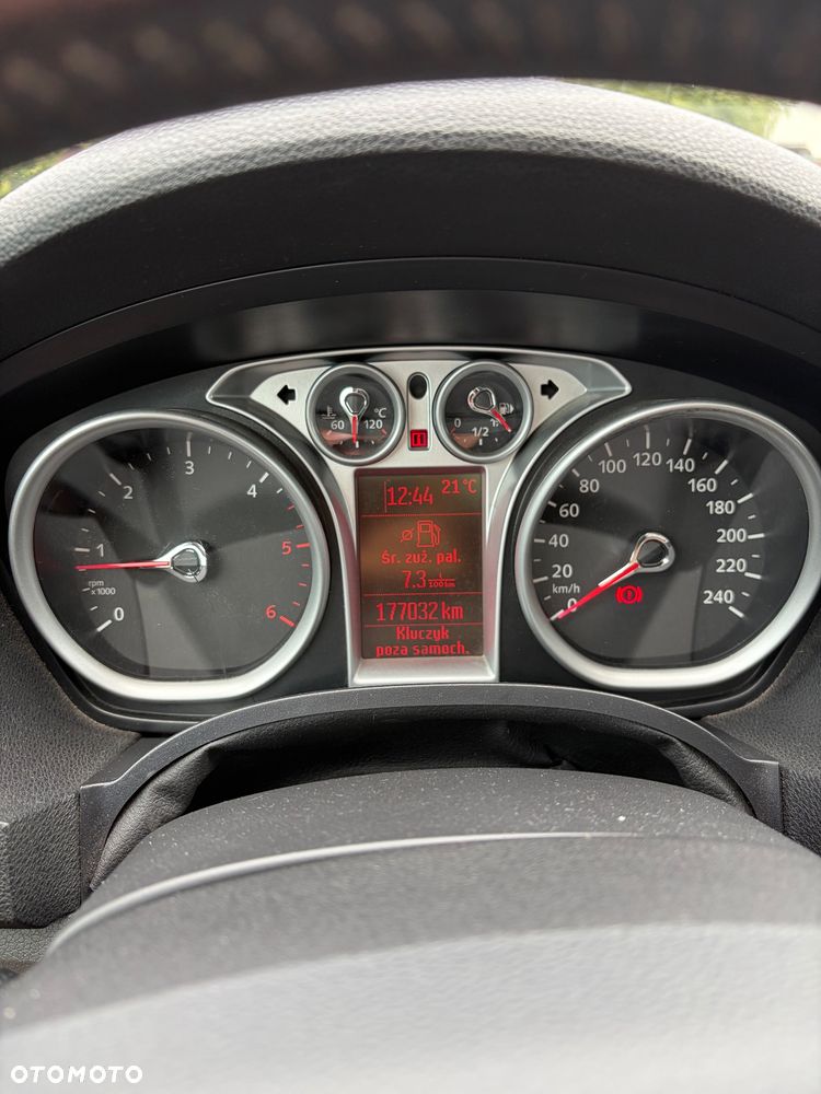 Ford Kuga 2.0 TDCi 4x4 Titanium - 15