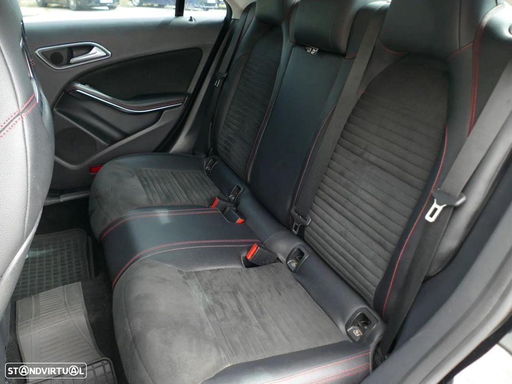 Mercedes-Benz CLA 200 d AMG Line Aut. - 31