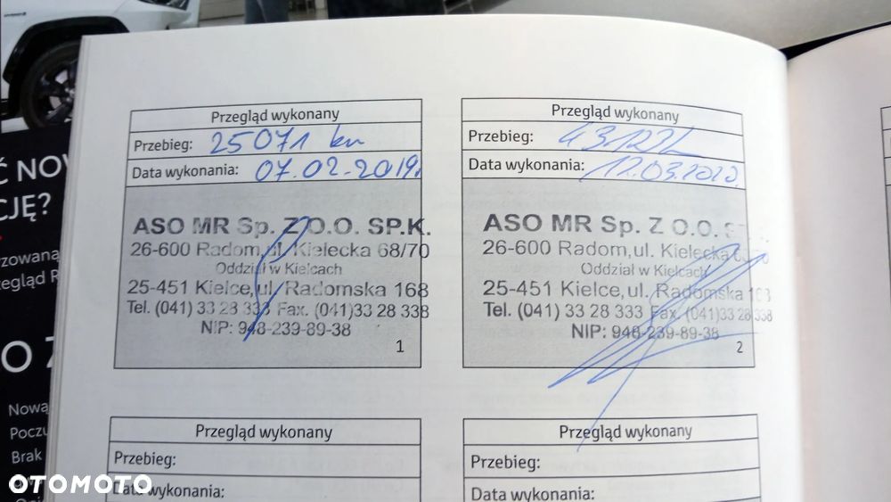 Toyota Auris Hybrid 135 Premium - 28