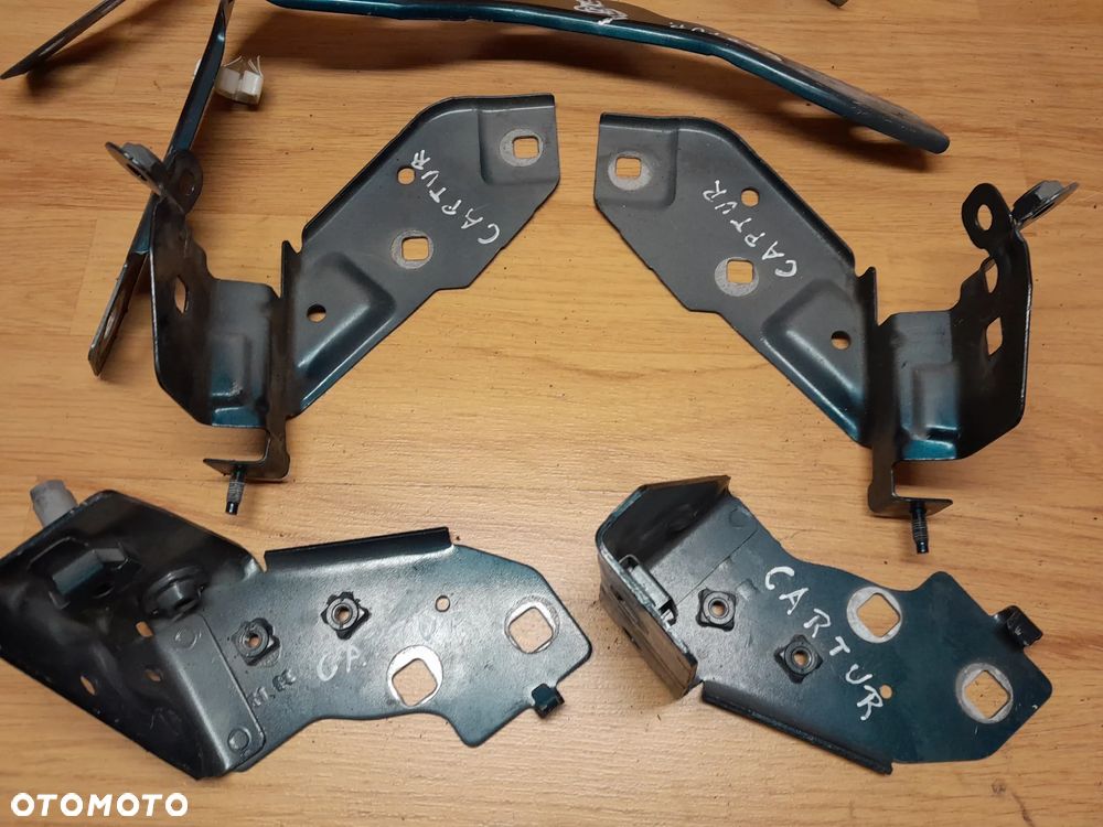 mocowanie  wspornik lampy  błotnika renault captur I lift - 3