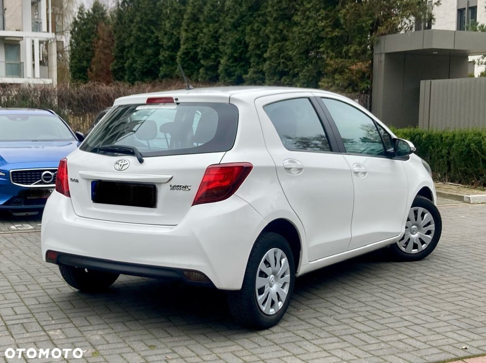 Toyota Yaris 1.33 Premium - 2