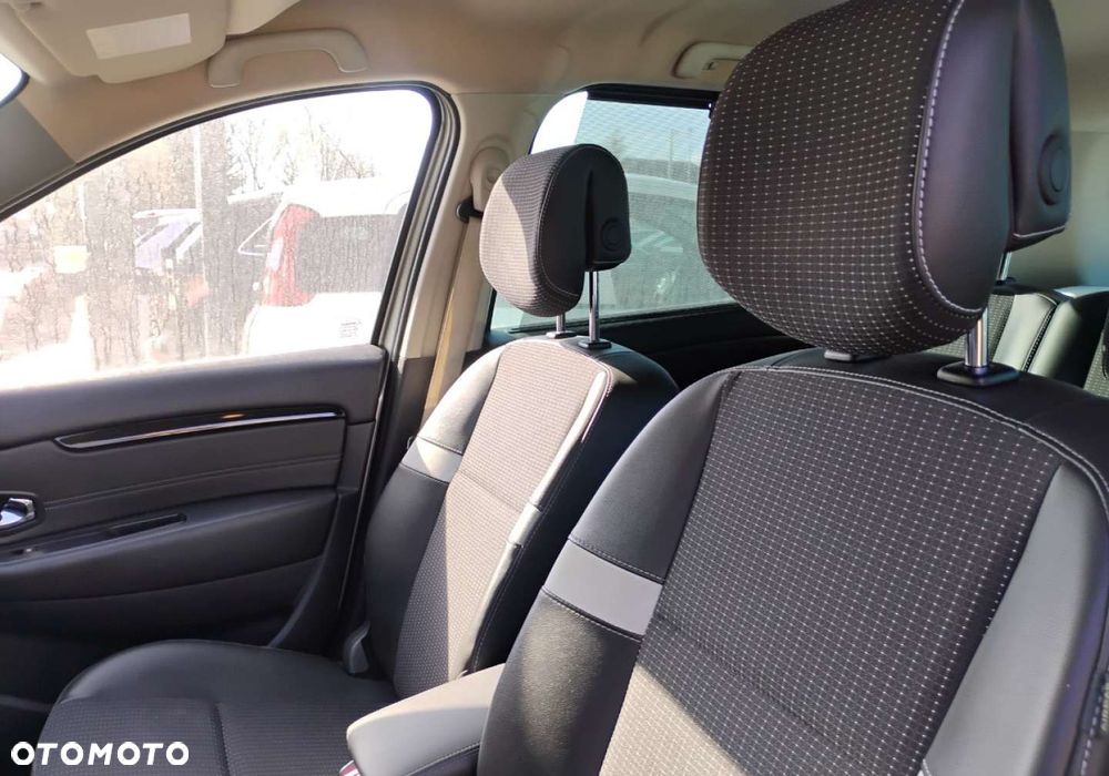 Renault Scenic - 9