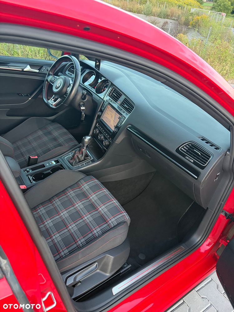 Volkswagen Golf 2.0 TSI BMT GTI Performance DSG - 34