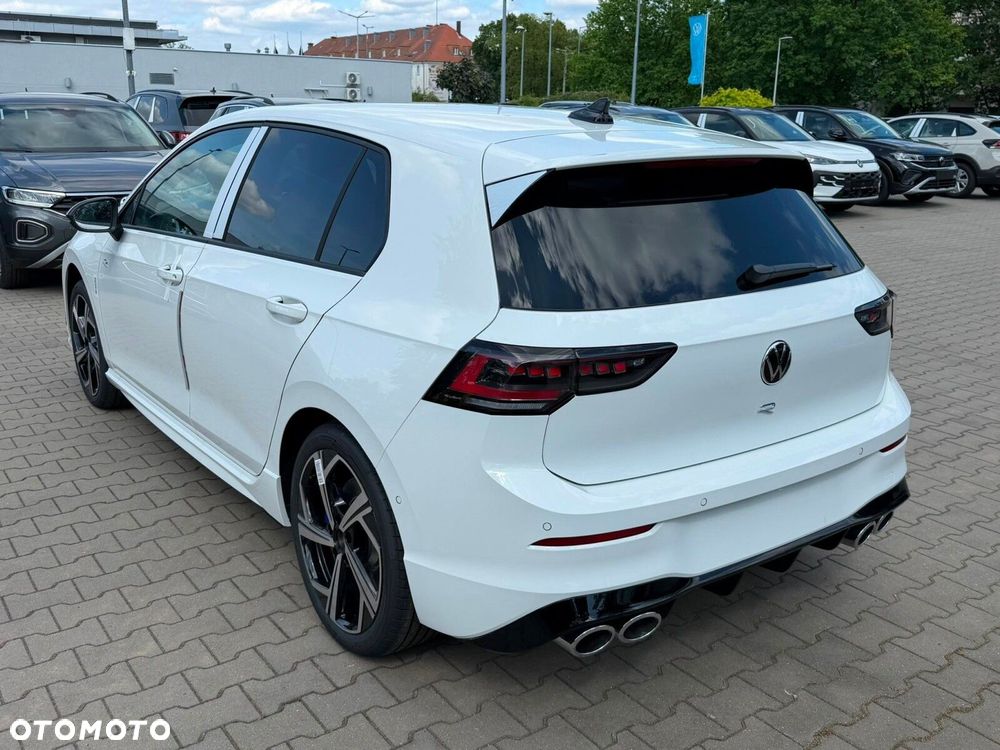 Volkswagen Golf - 4