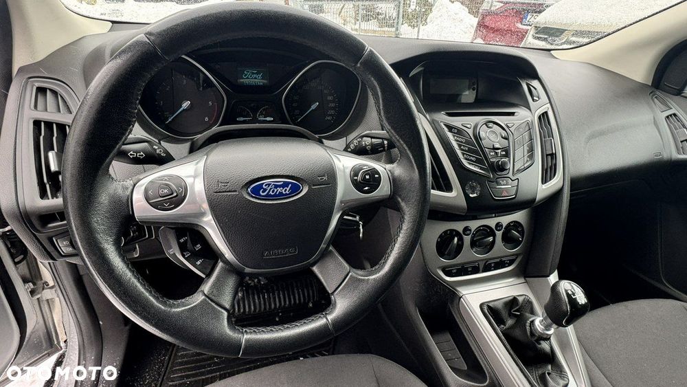 Ford Focus - 10