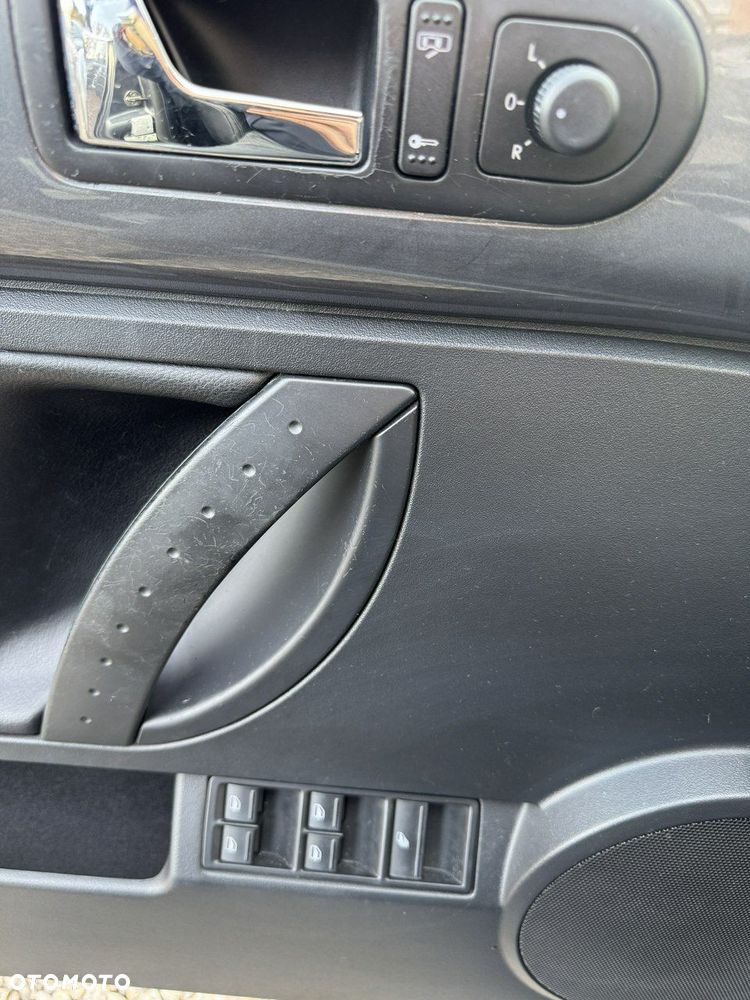 Volkswagen New Beetle - 10