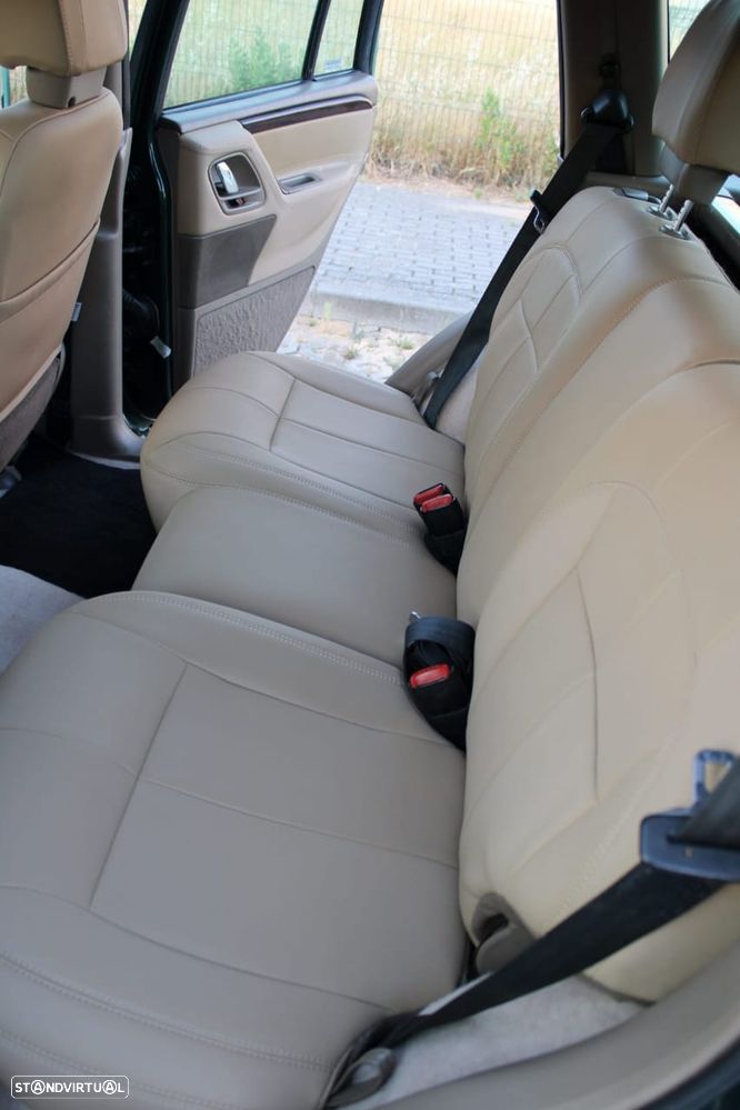 Jeep Grand Cherokee - 10